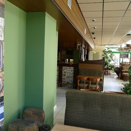 Logis Hotels Le Champalud Restaurant La Citadelle Oree-d'Anjou Екстериор снимка
