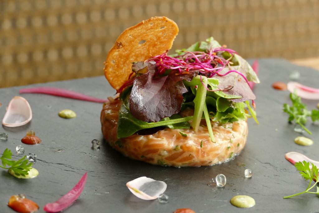 Logis Hotels Le Champalud Restaurant La Citadelle Oree-d'Anjou Екстериор снимка