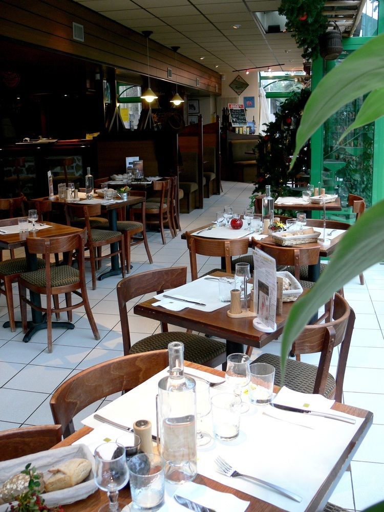 Logis Hotels Le Champalud Restaurant La Citadelle Oree-d'Anjou Екстериор снимка