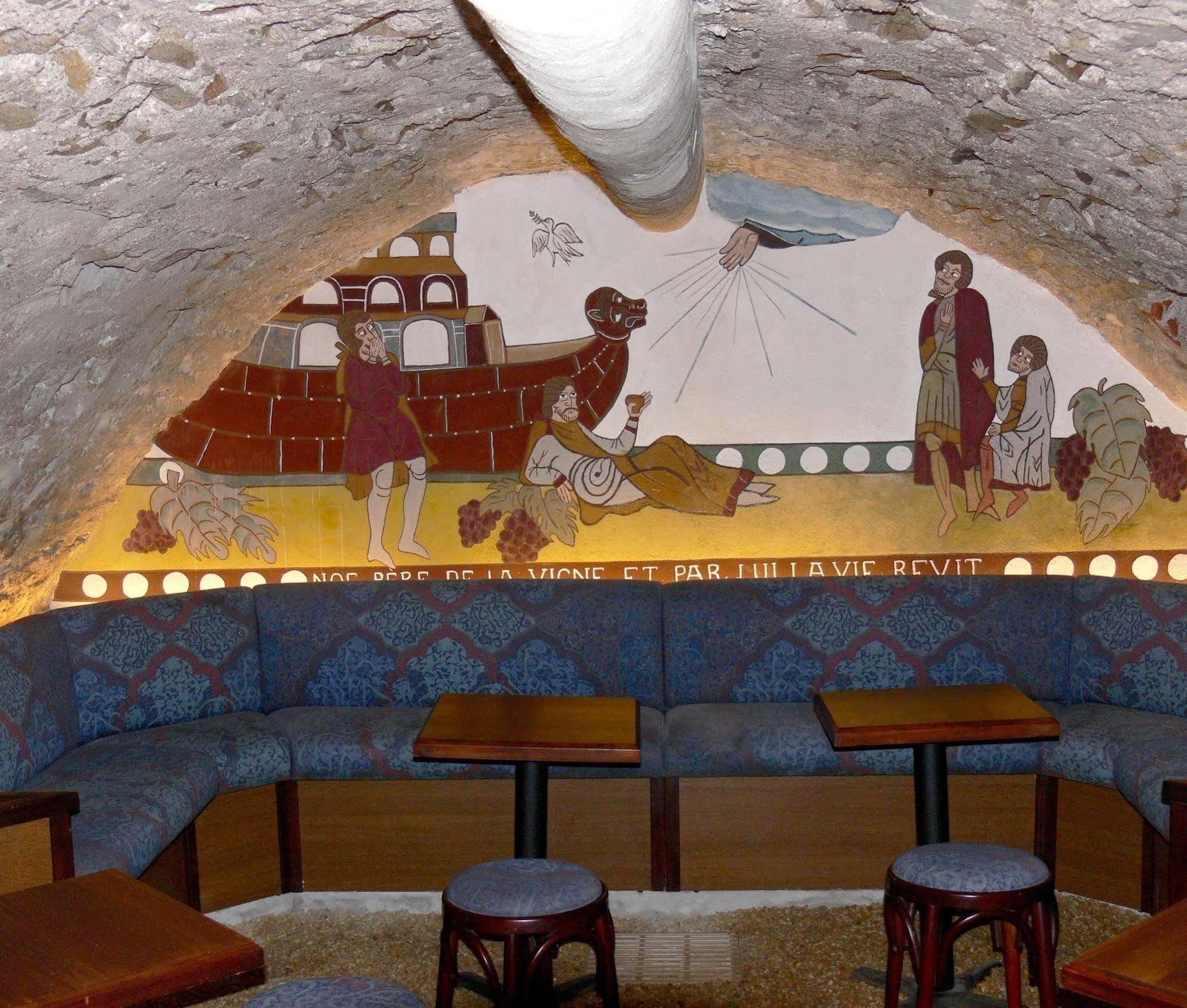 Logis Hotels Le Champalud Restaurant La Citadelle Oree-d'Anjou Екстериор снимка
