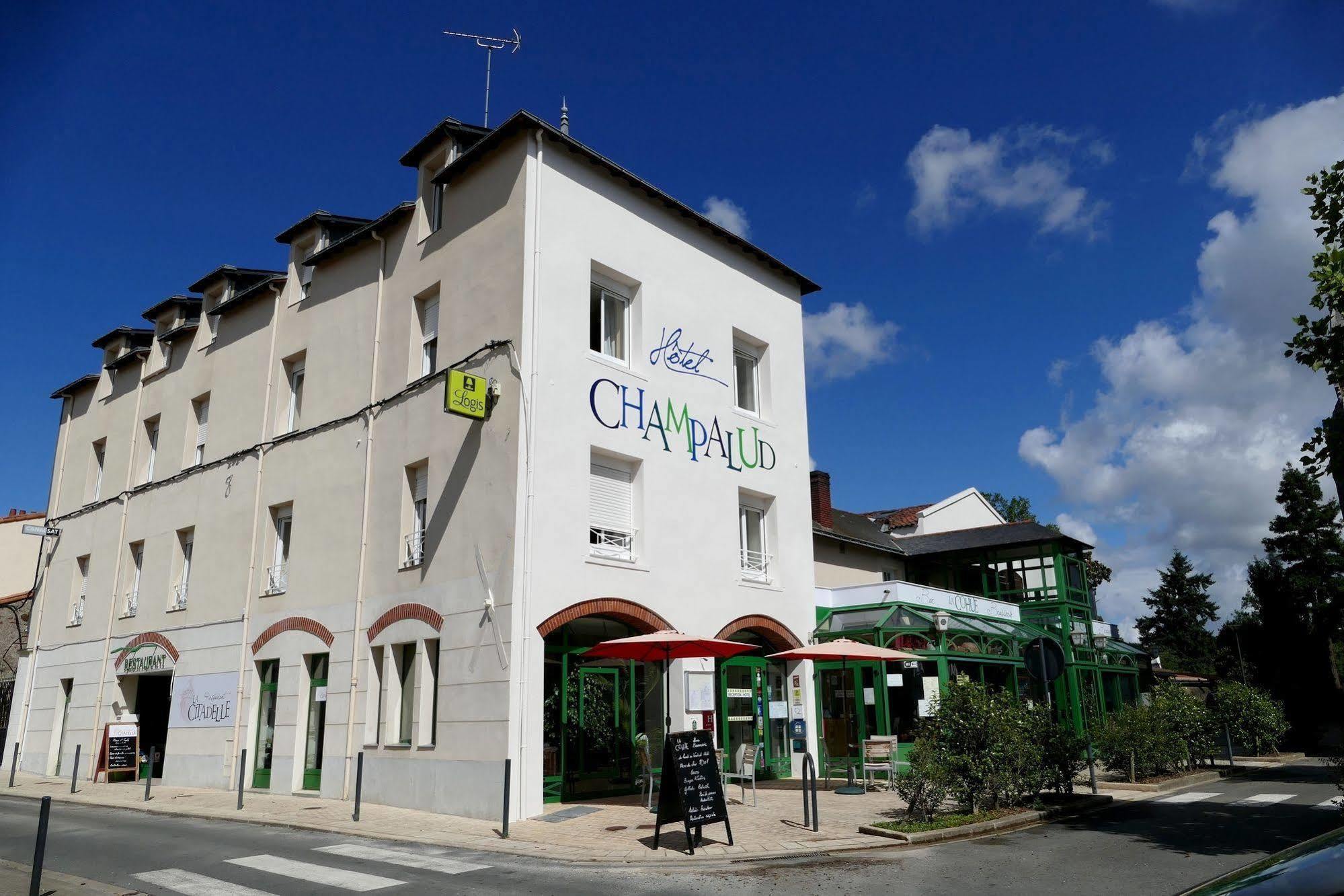 Logis Hotels Le Champalud Restaurant La Citadelle Oree-d'Anjou Екстериор снимка
