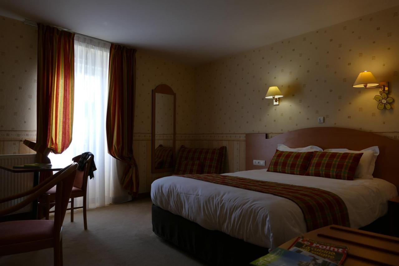 Logis Hotels Le Champalud Restaurant La Citadelle Oree-d'Anjou Екстериор снимка