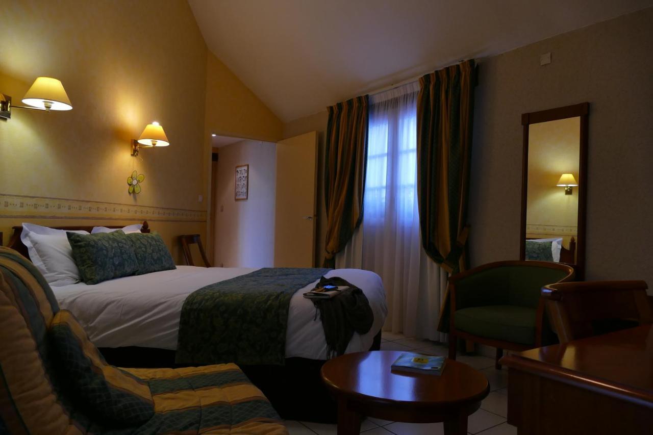 Logis Hotels Le Champalud Restaurant La Citadelle Oree-d'Anjou Екстериор снимка